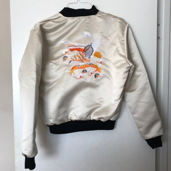 NWOT Rare UO Urban Renewal Soaring Desert Eagle Embroidered Satin Bomber - Picture 7 of 12